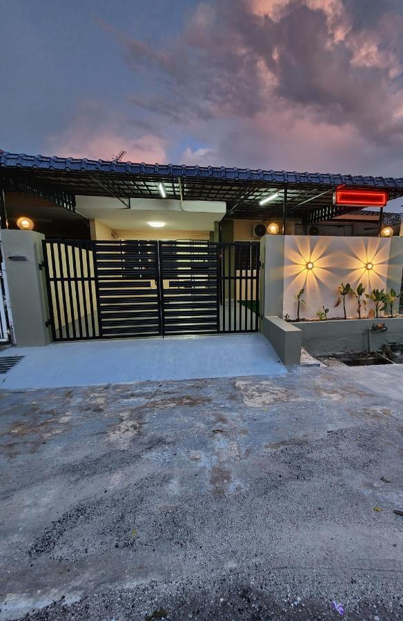 Sun Star Home By Ipoh Maju Stay Extérieur photo